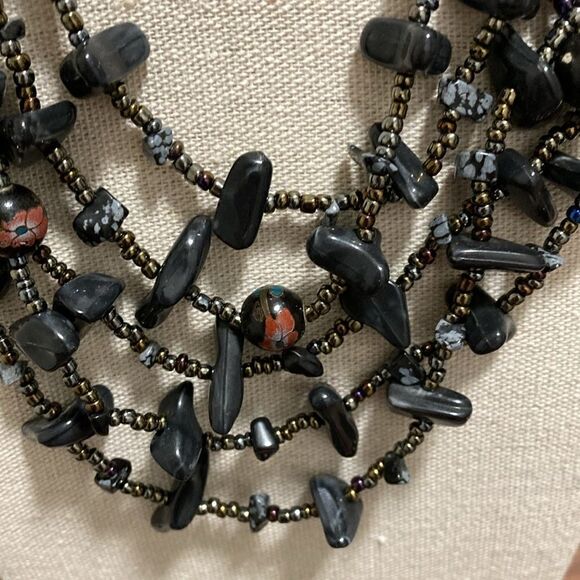 Esmor Vintage Signed Multistrand Necklace with Black Agate and iridescent Beads. - Picture 2 of 7